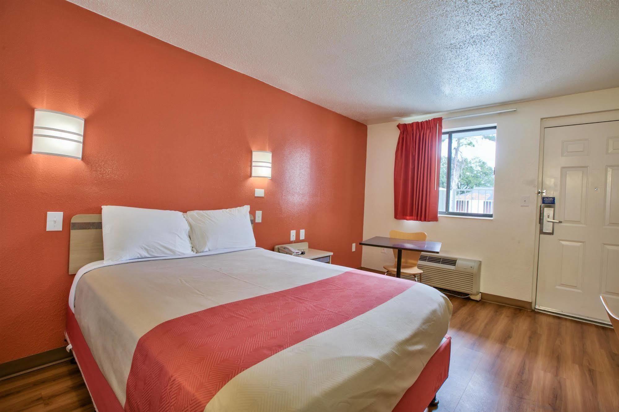 Motel 6-Tallahassee, Fl ภายนอก รูปภาพ